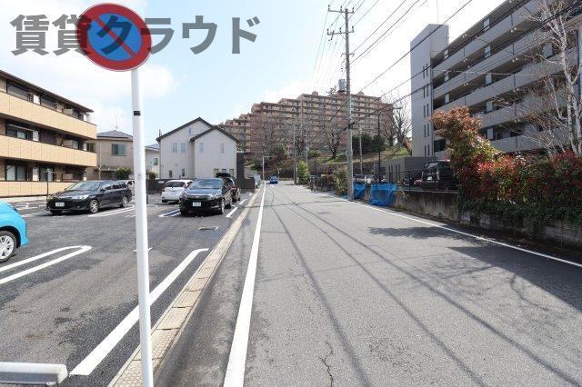 ラテルの周辺