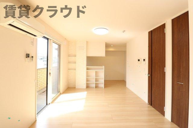 ラテルの居間・リビング|ゆったり過ごせる居間です