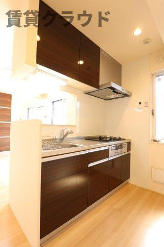 ラテルのキッチン|きれいなキッチンです