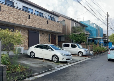 【展望】 | 北野台新築戸建 | 土地の地勢が高台の場合、景色を綺麗にみることができ、景色にこだわってお家探ししている方におすすめです！また平坦地よりも風通しがいいというメリットがあります。デメリットもあるので是非現地でご確認下さい。