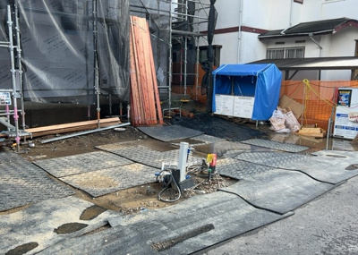 【庭】 | 北野台新築戸建 | 家族でのBBQを行うのであれば3坪程度の広さがあればよいでしょう。ガーデニングや家庭菜園を楽しむ際は、手入れが行き届く範囲にすると安心です。また、庭のある方角や接道が気になる方は事前に確認しましょう。