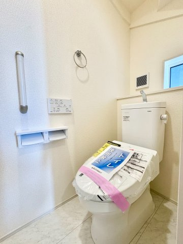 《仲介手数料半額》ふじみ野市西原1丁目　全5棟　5号棟の独立洗面台