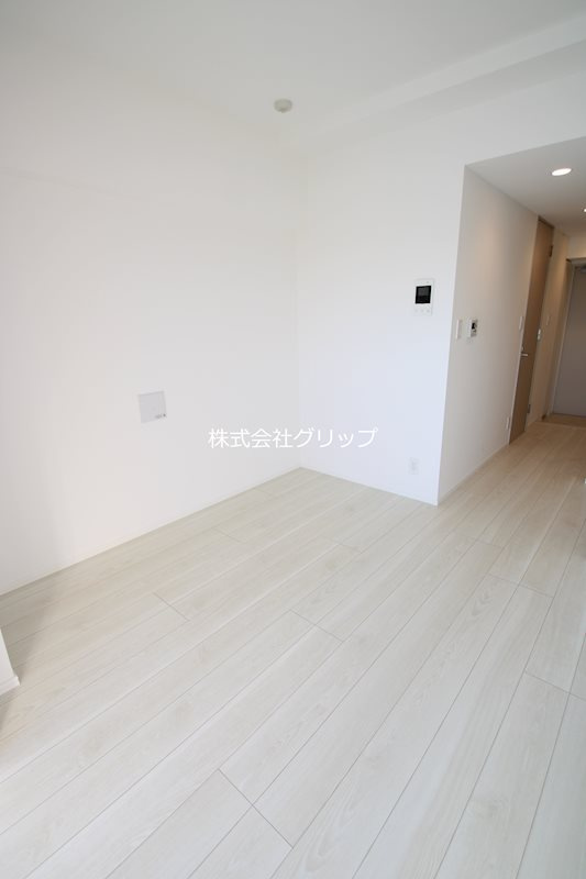 リライア横濱鶴見の洋室