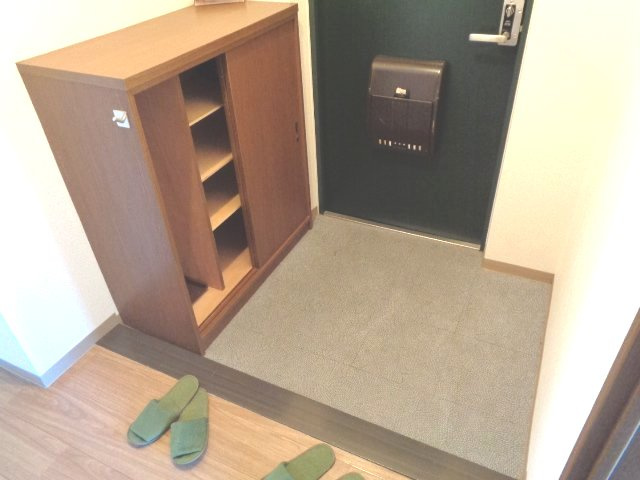 パティオ岸和田の玄関