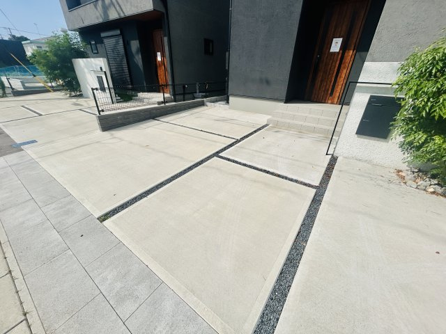 千葉市若葉区若松町の駐車場