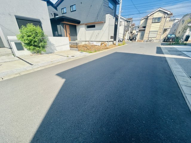 千葉市若葉区若松町の前面道路含む現地写真