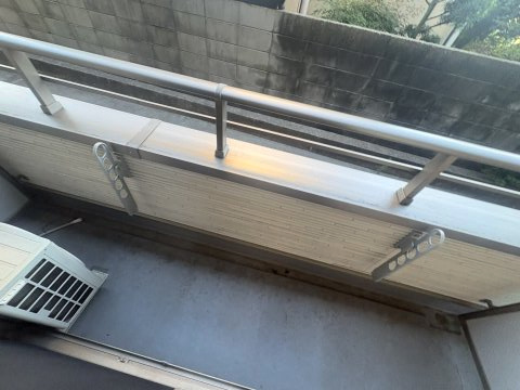 ルクール江坂のバルコニー