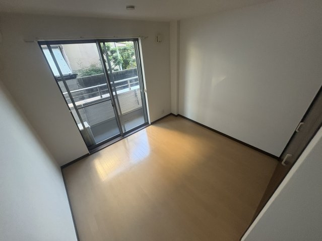 ルクール江坂の居間・リビング