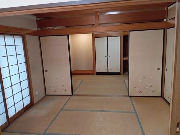 マルシェ小島の和室