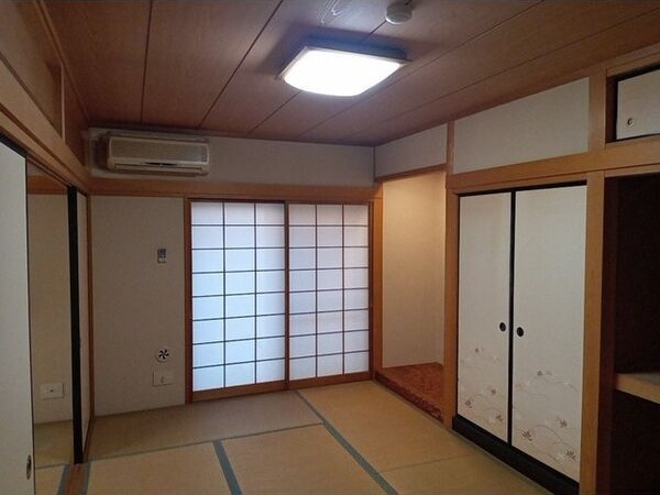 マルシェ小島の収納