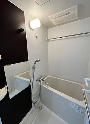 メインステージ北千住Ⅲの浴室