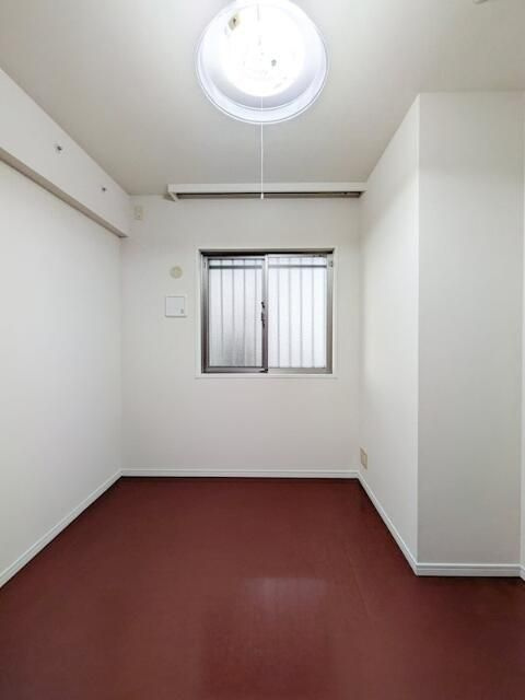ウィルローズ船橋の寝室