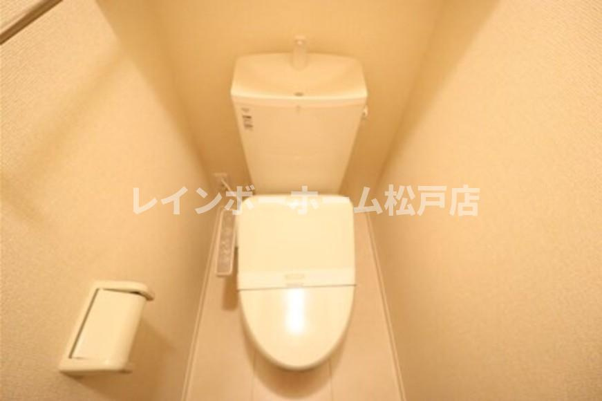 仲介手数料（賃料の1.10ヵ月）の50％OFF対象物件！のトイレ