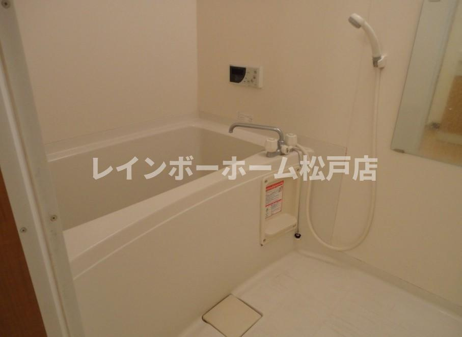 【仲介手数料：50％OFF】対象物件！の浴室|ゆったり過ごせるお風呂です