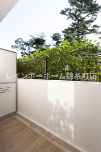パークアクシス市川のバルコニー