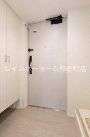 パークアクシス市川の玄関