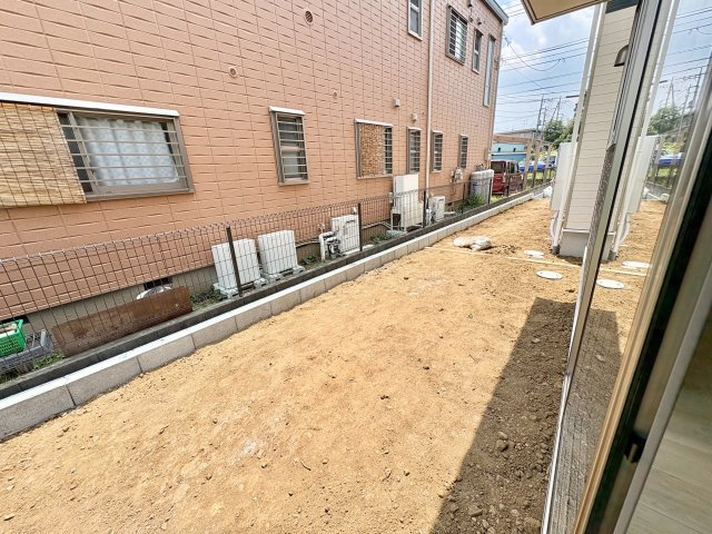 《仲介手数料半額》川越市上新河岸第2　全2棟　2号棟の庭