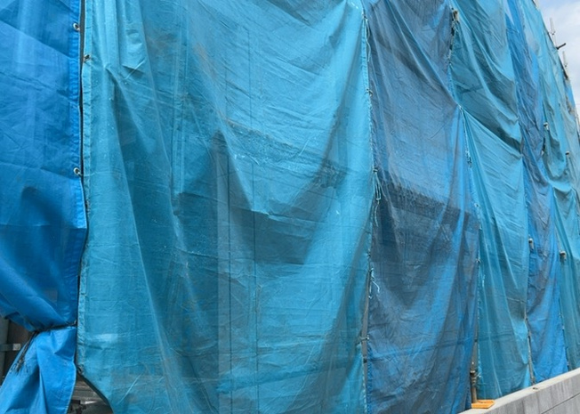 【内装】 | 元本郷町新築戸建 | 建物建築の外壁の主流となっているサイディング仕様は、板を外壁に貼り合わせる施工方法です。金属系・木質系・窯業系があり、断熱性や耐用性などが異なります。外壁の色やデザインなど詳細は現地でご確認ください。