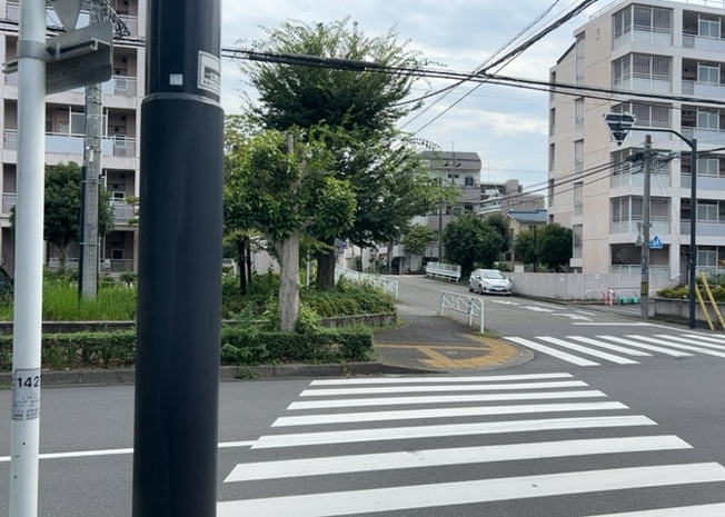 【展望】 | 元本郷町新築戸建 | 眺望を気にして物件を探す場合、前面に建物が建っていないか現地で確認しましょう！前面に建物があると景色はもちろん、日当たりや風通しにも影響が出てきます。住んだ時のことを想像しながら現地見学をしましょう。