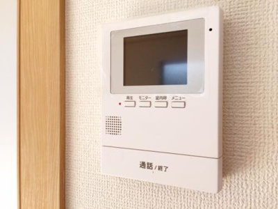 【その他】 | レオパレスＤｅｅｒＦｉｅｌｄⅡ | 来客時に便利、ＴＶモニター付きインターホンを完備