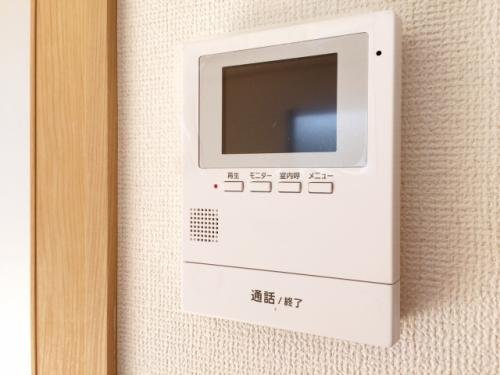 【その他】 | レオパレスＤｅｅｒＦｉｅｌｄⅡ | 来客時に便利、ＴＶモニター付きインターホンを完備