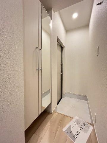 スタンツァ　ノーヴェ　アオの玄関