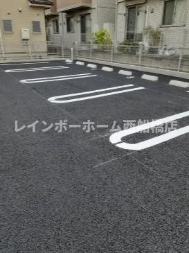コンフォールGR　Ⅱの駐車場
