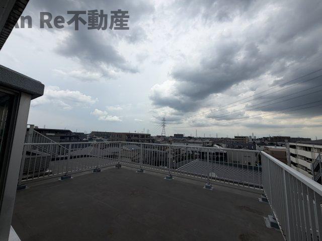 ヴェルデ東川口の駐車場