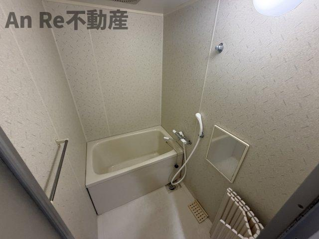 ヴェルデ東川口の浴室
