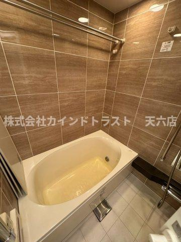 堂島ザレジデンスマークタワーの浴室|きれいなお風呂です