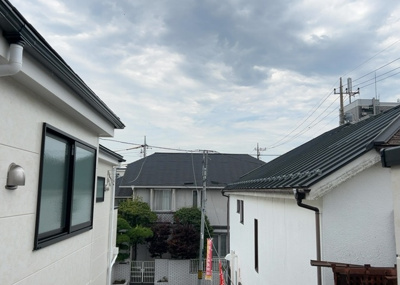 【展望】 | 本町新築戸建 | 眺望を気にして物件を探す場合、前面に建物が建っていないか現地で確認しましょう！前面に建物があると景色はもちろん、日当たりや風通しにも影響が出てきます。住んだ時のことを想像しながら現地見学をしましょう。