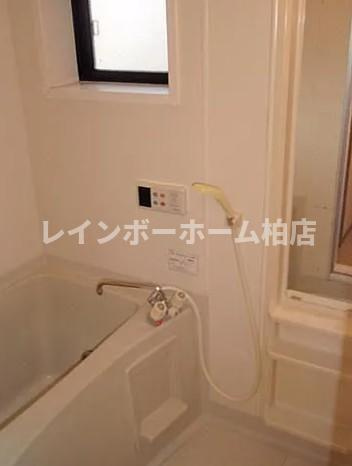 特典：仲介手数料が無料です!!の浴室|きれいなお風呂です