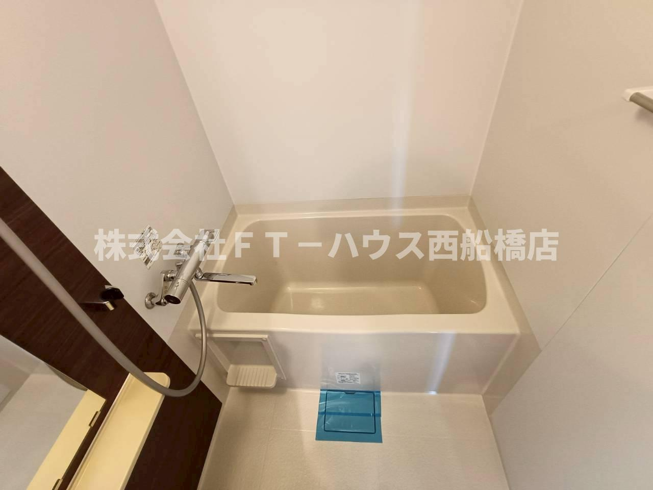 レジディア西船橋の浴室