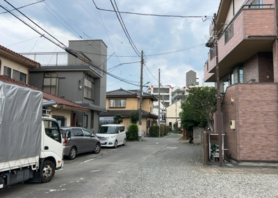 【展望】 | 元横山町新築戸建 | 桜や紅葉の名所に出かける人は多いと思いますが、家にいながら季節の移ろいを感じる生活を送りませんか？リビングや窓から見える景色が生活を彩るワンポイントに！現地から見える景色を堪能してみては如何でしょう。
