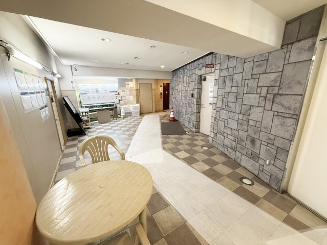 茨木シティハウスステーションコートのロビー|マンションロビーです。