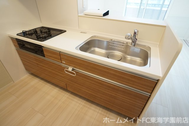 熊本市東区上南部２丁目のアパートのキッチン