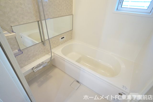 熊本市東区上南部２丁目のアパートの浴室