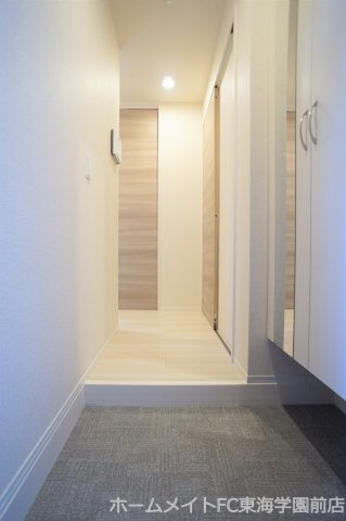熊本市東区上南部２丁目のアパートの玄関