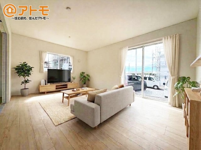 【居間・リビング】 | 富士宮市小泉第29　新築戸建て　2号棟