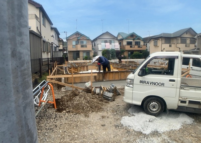 【外観】 | 寺田町新築戸建 | 物件の詳細については、現地を見てわかること以外に、役所や法務局などで調べないとわからないことがあります。そのため、現地に行く場合は、もしこの物件を買ったらどのような生活ができるかをイメージしましょう。