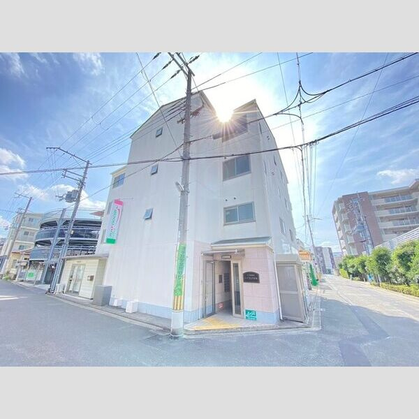 西大路御池ハイツイチキの外観