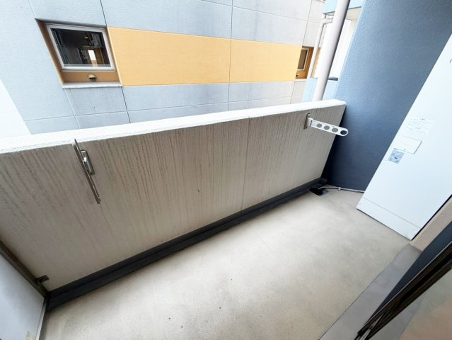 URBAN FLATS江坂のバルコニー