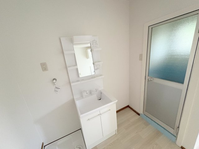 西有紀マンションの洗面所