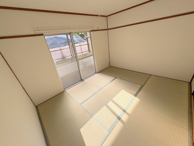 西有紀マンションの和室