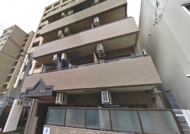 シャルムメゾン春日野道の外観