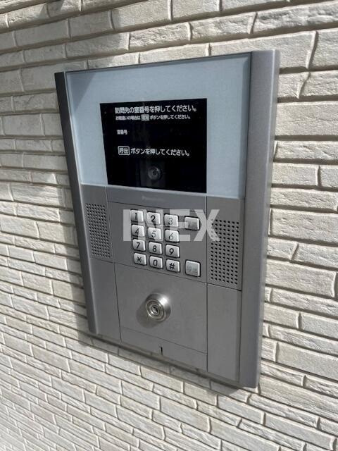 横浜市鶴見区駒岡２丁目のアパートのセキュリティ