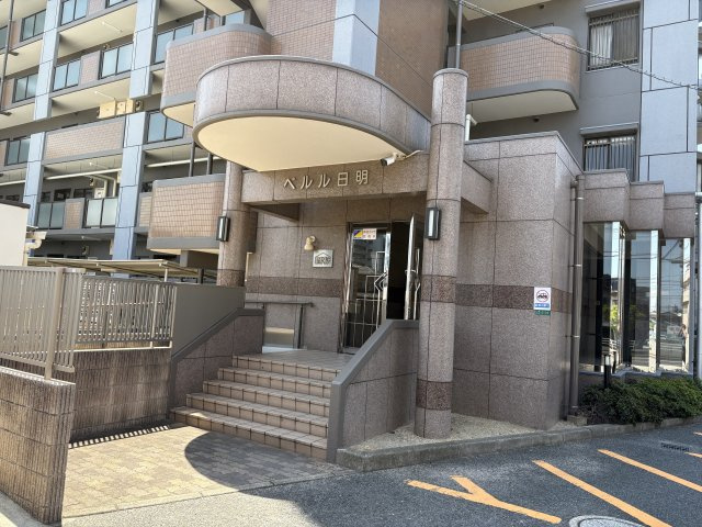 ペルル日明の外観|外観もきれいです