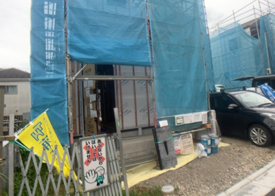 【防犯設備】 | 石川町新築戸建 | 当然のことではありますが、オートロックやセンサーライト、ホームセキュリティーなどの防犯設備があれば、小さいお子様がいるご家庭も安心ですよね！まず物件購入の際は、防犯設備もチェックするようにしましょう。