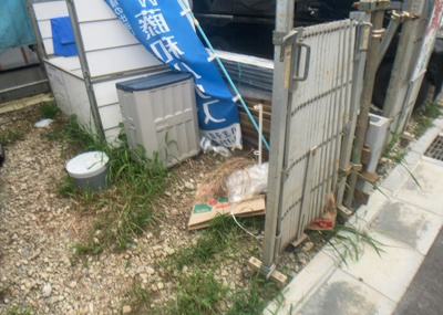 【設備】 | 石川町新築戸建 | 敷地内には、散水栓や立水栓があります。水道水を直接利用できるため、水を運ぶ手間を省くことが出来ます。大量の水を必要とする洗車作業や清掃などに役立ちます。その他設備とあわせて、現地でご確認ください。