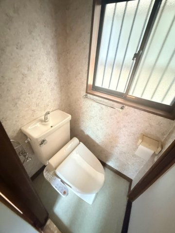 旭が丘３丁目貸家Sのトイレ